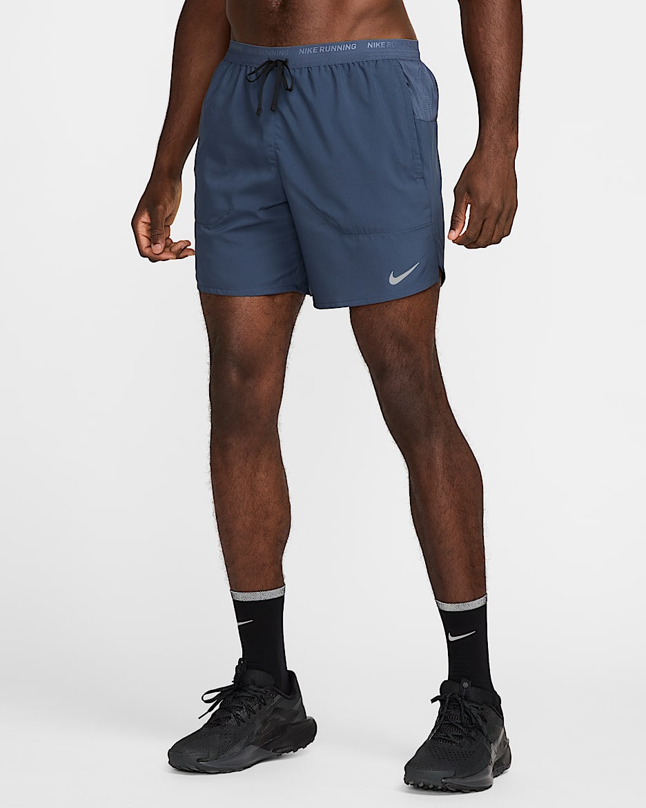Nike Stride Men's Dri-FIT 18cm (approx.) Brief-Lined Running Shorts - Thunder Blue/Black