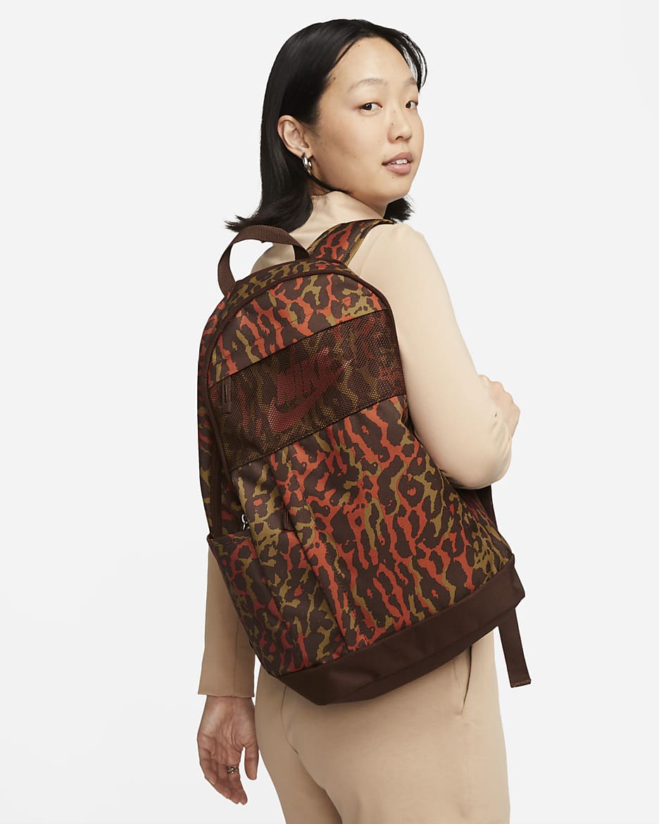 Nike Backpack (21L) - Cacao Wow/Cacao Wow/Orange