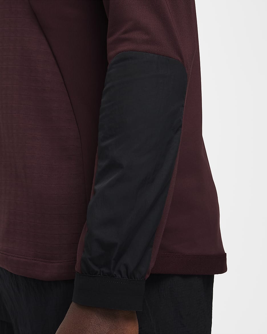 Nike Men's Long-Sleeve Running Top - Burgundy Crush/Black/Black