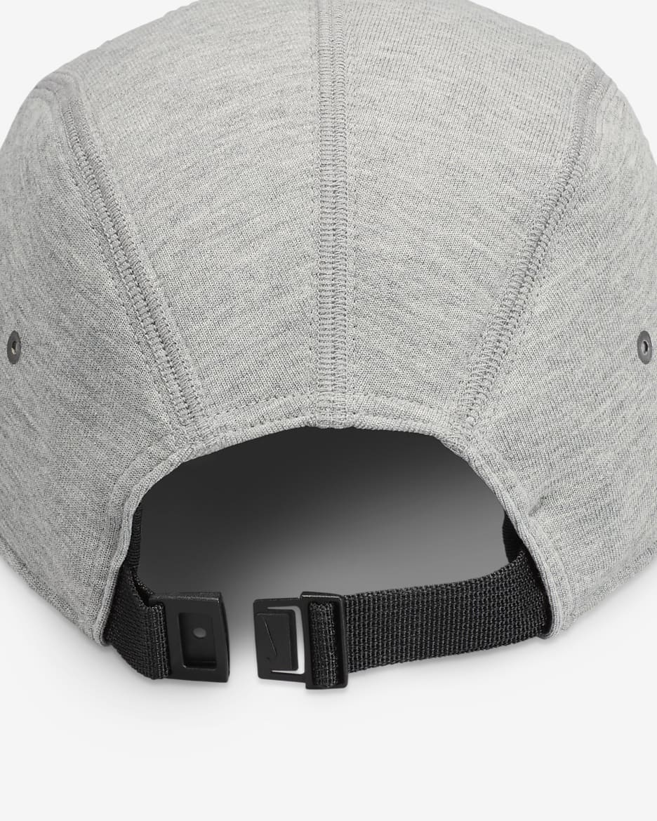 Nike Fly Cap Gorra Tech Fleece de visera plana sin estructura - Gris oscuro jaspeado/Negro