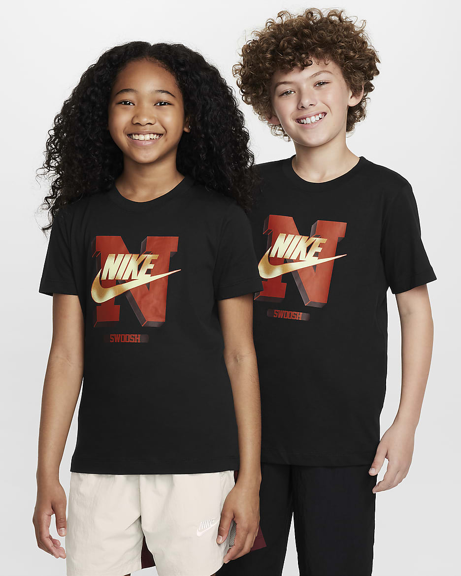 Nike Sportswear Older Kids' T-Shirt - Black