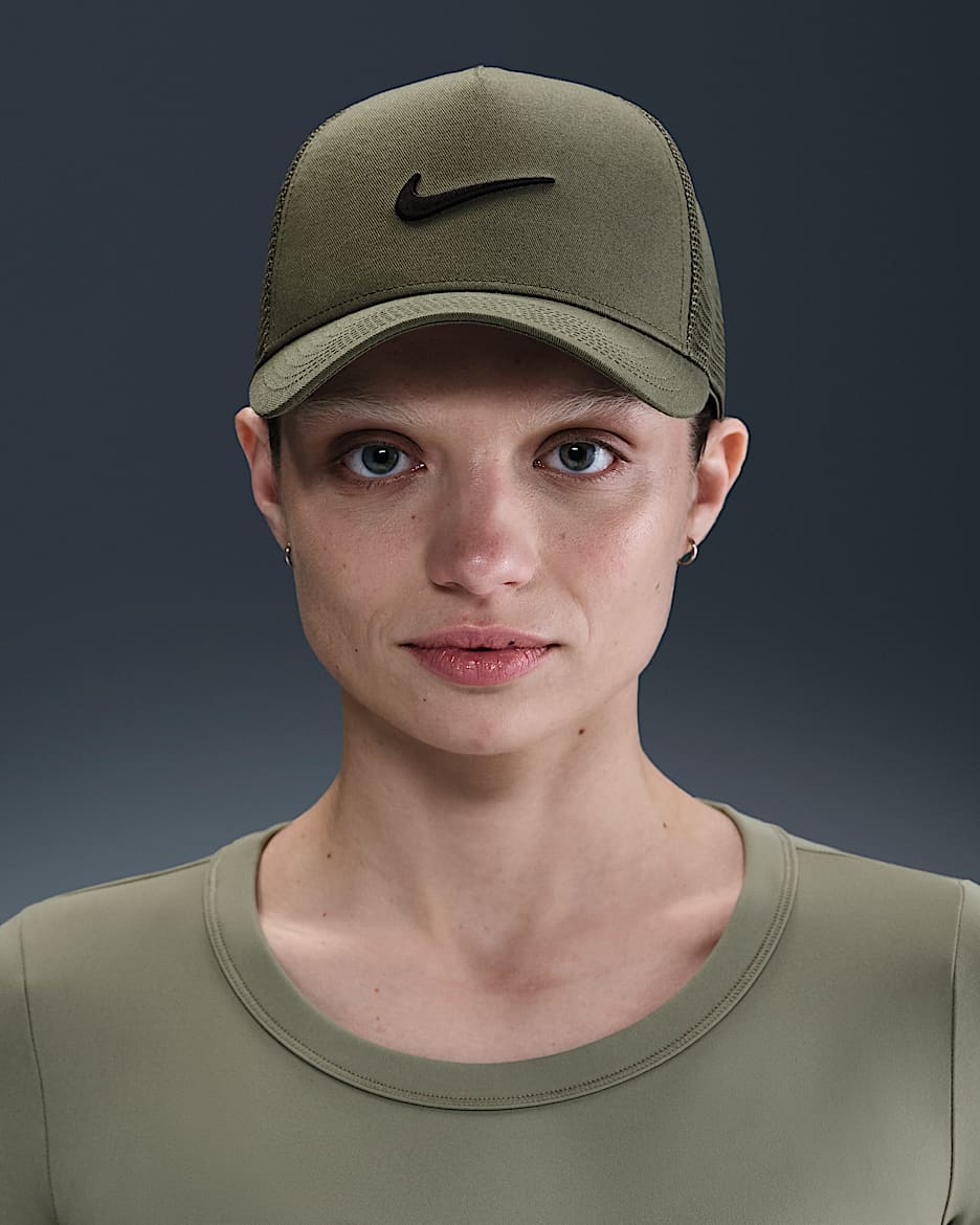 Nike Rise Structured Trucker Cap