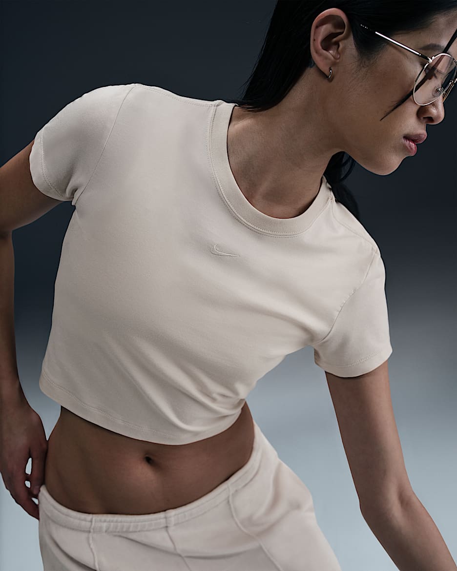 Playera cropped para mujer Nike Sportswear Chill Knit - Marrón verdoso claro/Marrón verdoso claro