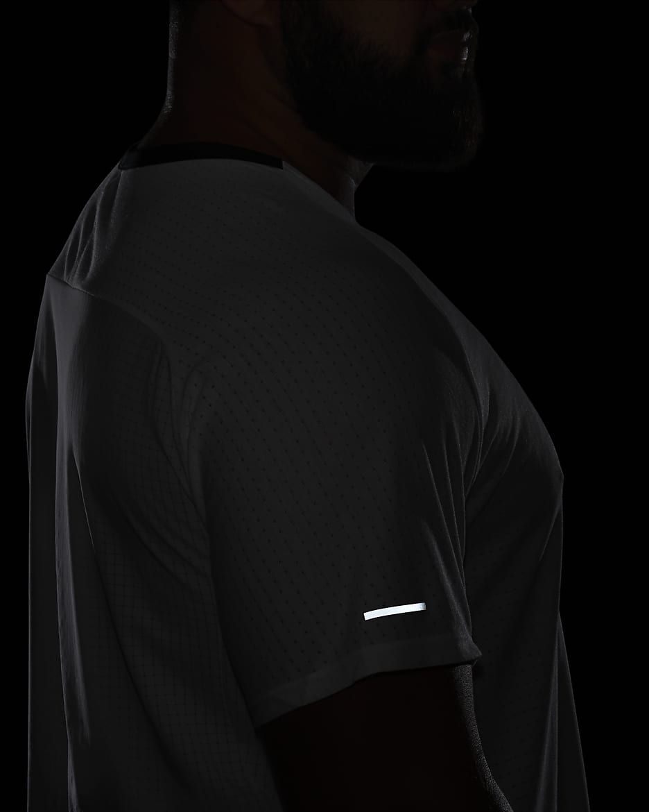 Haut de running Dri-FIT à manches courtes Nike Trail Solar Chase pour homme - Summit White/Noir