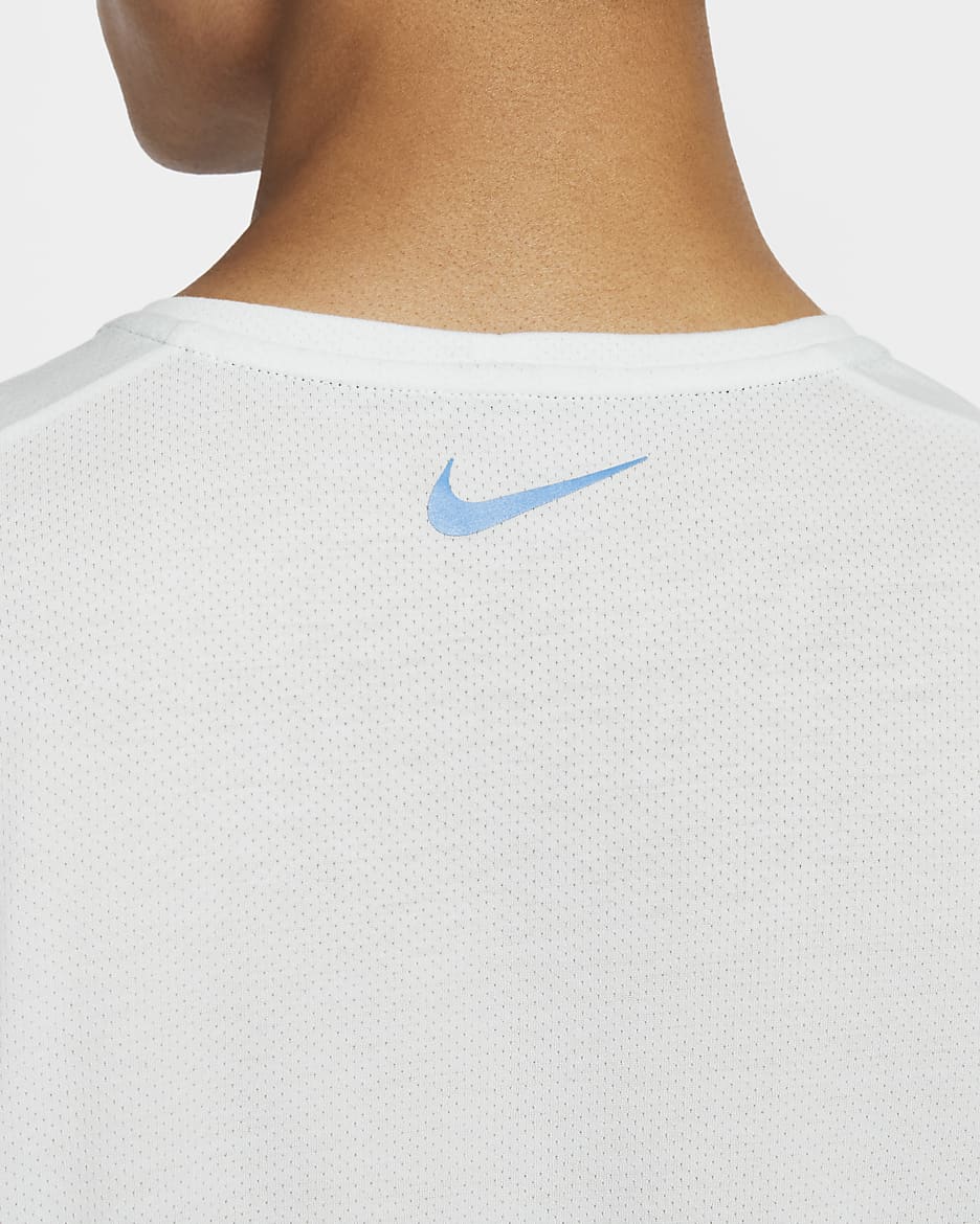 Nike Rise 365 Run Energy Men's Dri-FIT Short-Sleeve Running Top - Summit White/Light Photo Blue