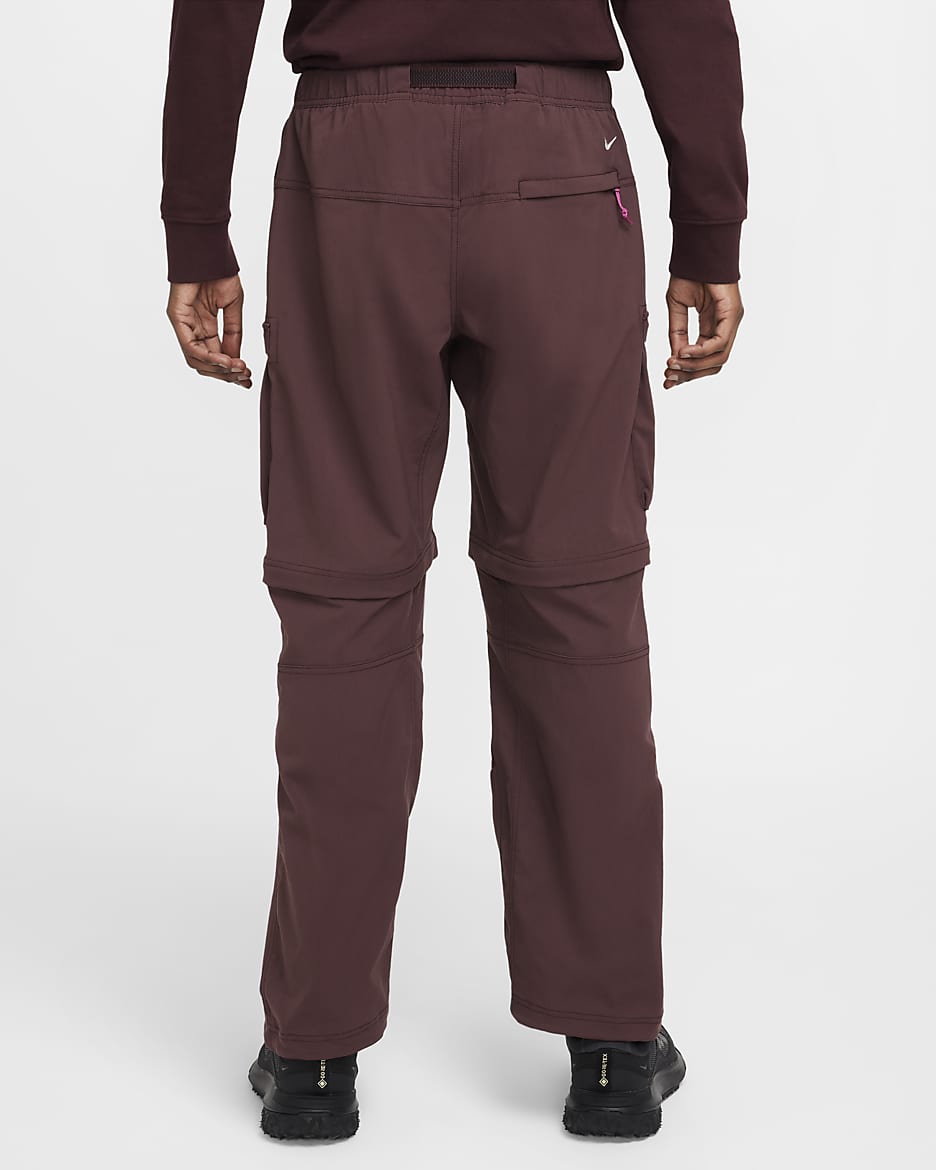 Pantaloni cargo Nike ACG "Smith Summit" - Uomo - Burgundy Crush/Nero/Laser Fuchsia/Summit White