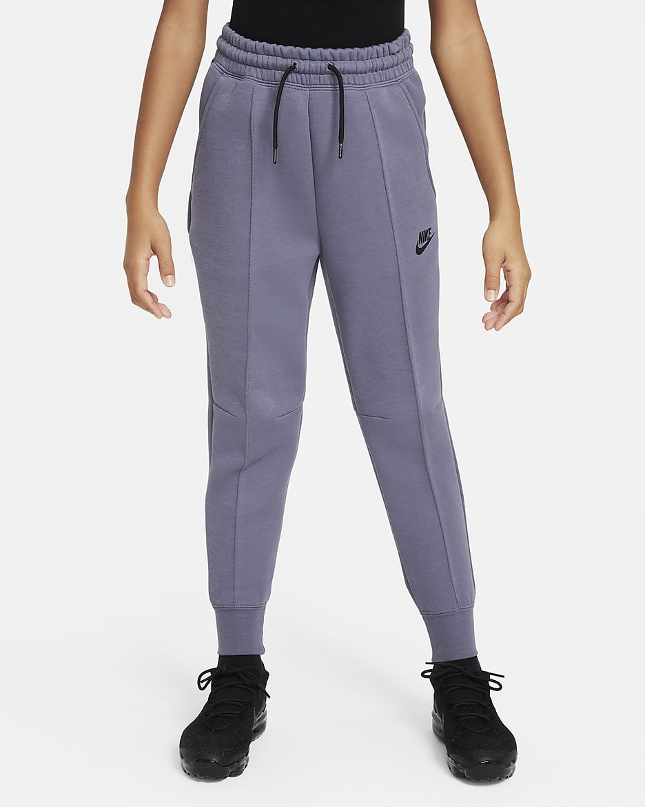 Nike Sportswear Tech Fleece Genç Çocuk (Kız) Jogger'ı - Light Carbon/Siyah/Siyah