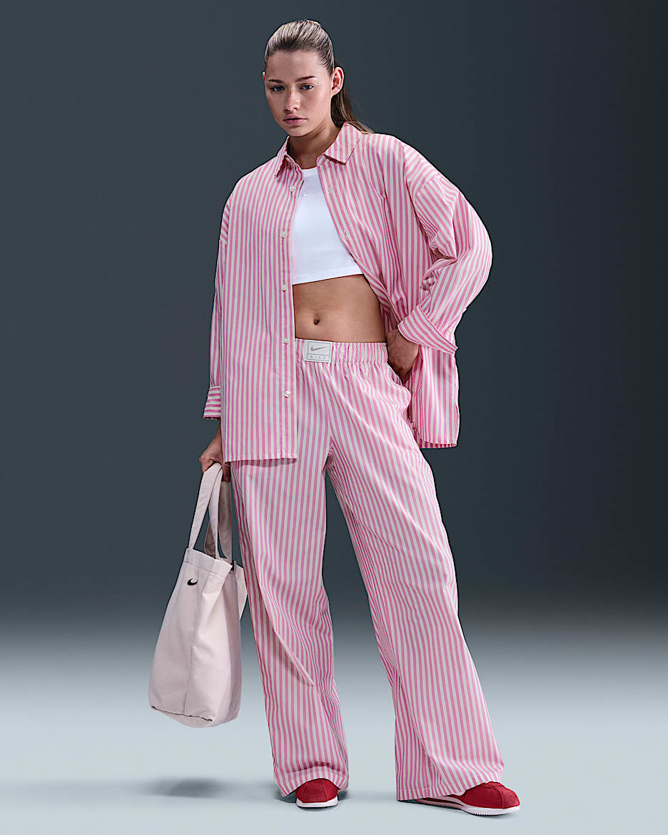 Pants rayados holgados de tiro medio para mujer Nike Sportswear Chill Poplin - Rosa alegre/Vela/Negro