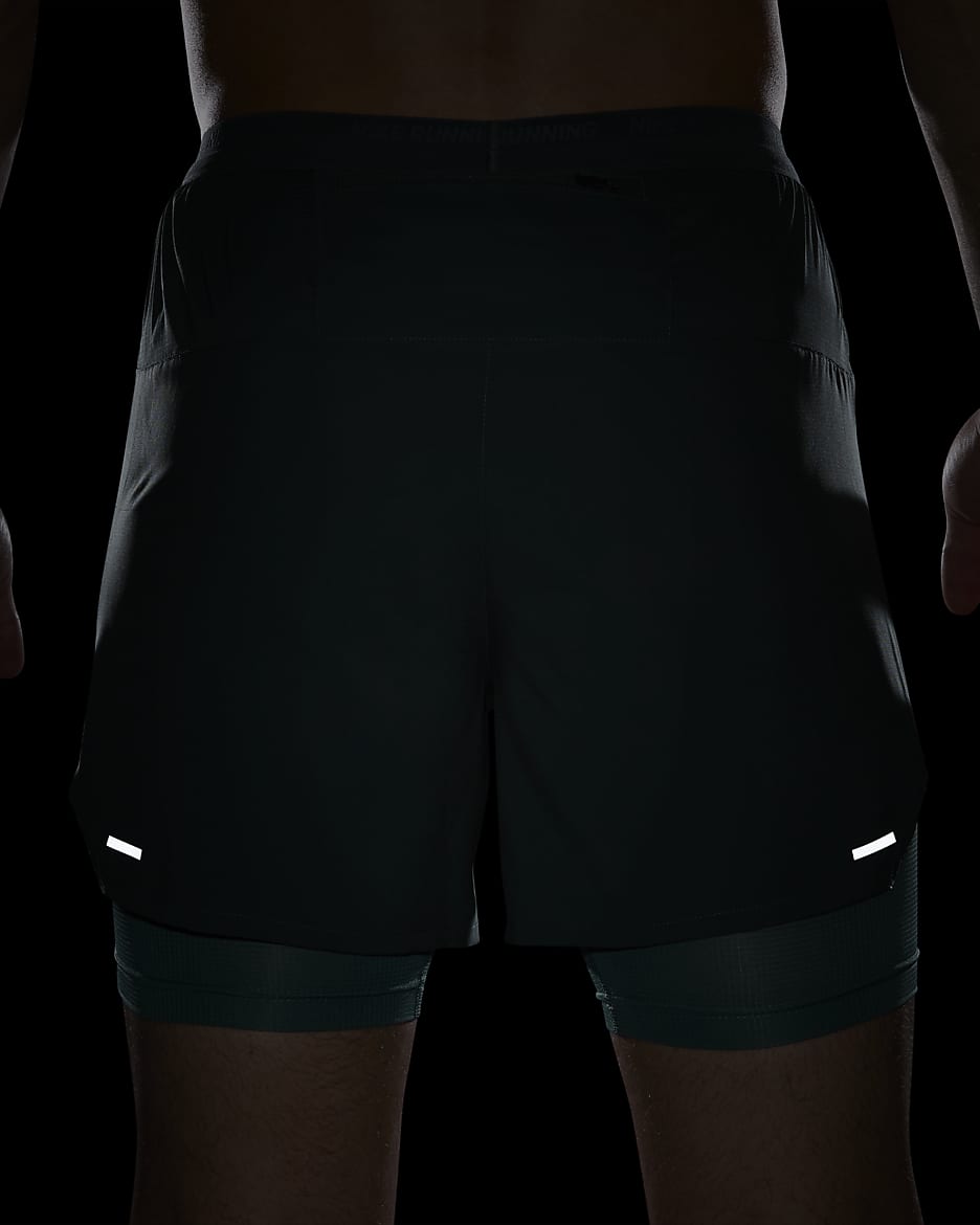 Nike Stride Dri-FIT Hybrid-Laufshorts für Herren (ca. 12,5 cm) - Vintage Green/Bicoastal/Schwarz