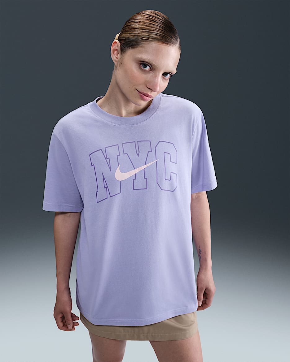 Playera para mujer Nike Sportswear Essential - Hielo lila/Coral lavado