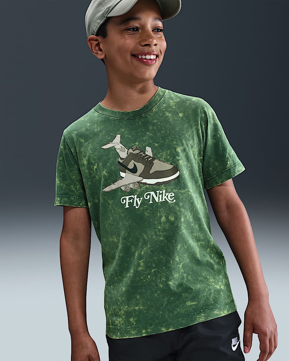 Nike Sportswear Older Kids' T-Shirt - Fir