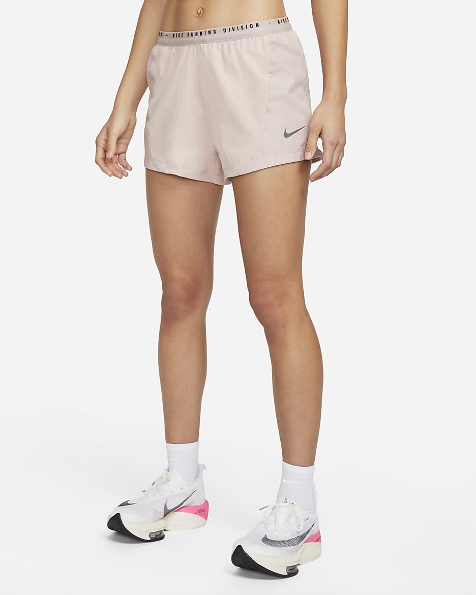 Shorts de running de 8 cm para mujer Nike Dri-FIT Run Division Tempo Luxe - Rosa Oxford/Vela