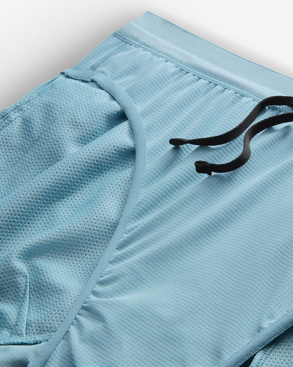 Nike Stride Men's Dri-FIT 13cm (approx.) Brief-Lined Running Shorts - Denim Turquoise/Black