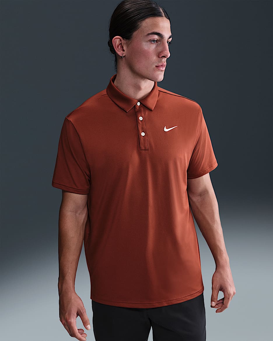 Polo de golf Dri-FIT de un solo color para hombre Nike Tour - Piedra de Marte/Marfil pálido