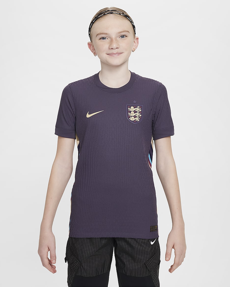 England 2024/25 Match (herrelaget, bortedrakt) Nike Dri-FIT ADV autentisk fotballdrakt til store barn - Dark Raisin/Sesame