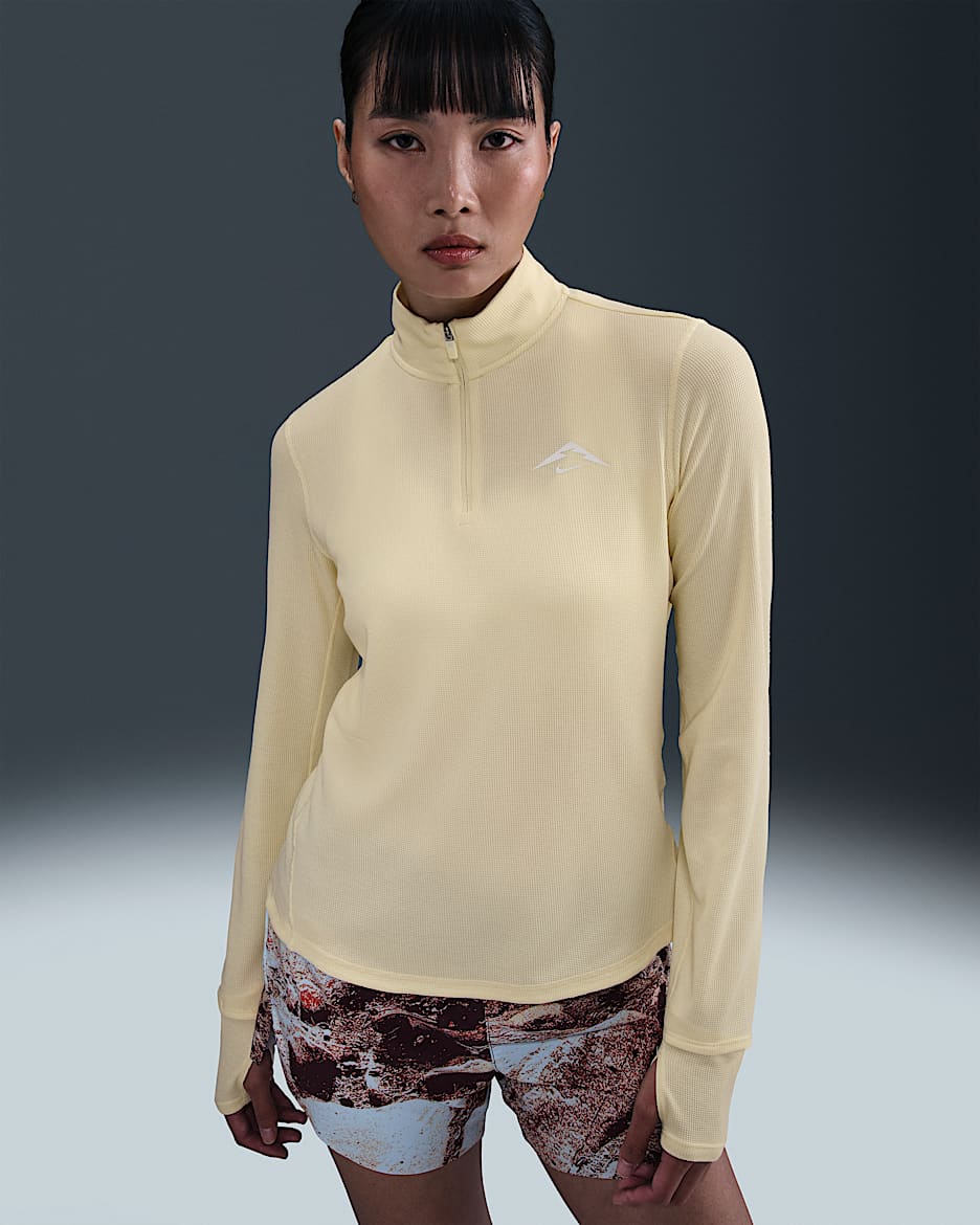 Haut de running deuxième couche Dri-FIT à 1/4 de zip Nike Trail pour femme - Alabaster/Summit White