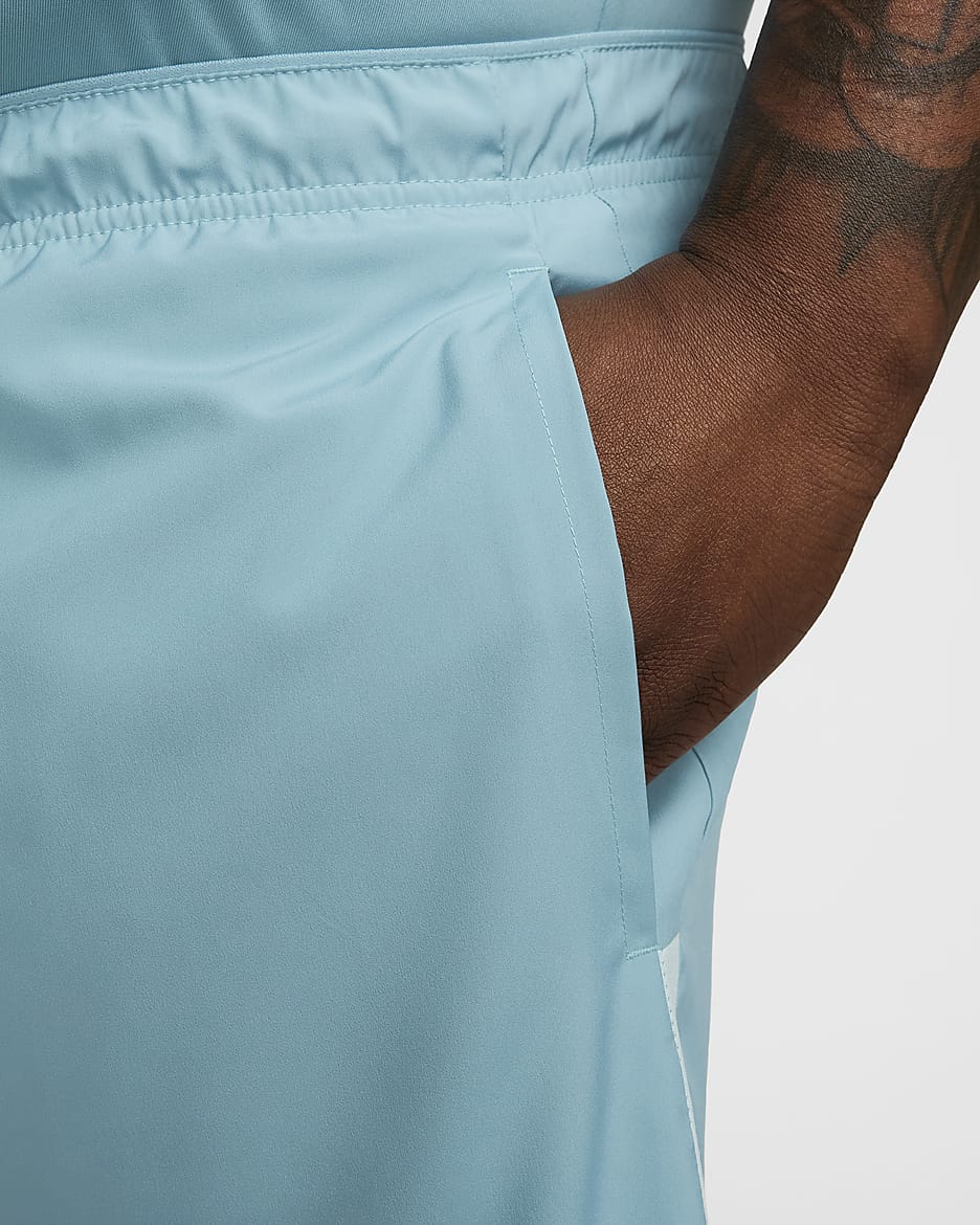 Nike Challenger Dri-FIT 2-in-1-Laufshorts für Herren (ca. 18 cm) - Denim Turquoise/Glacier Blue/Schwarz