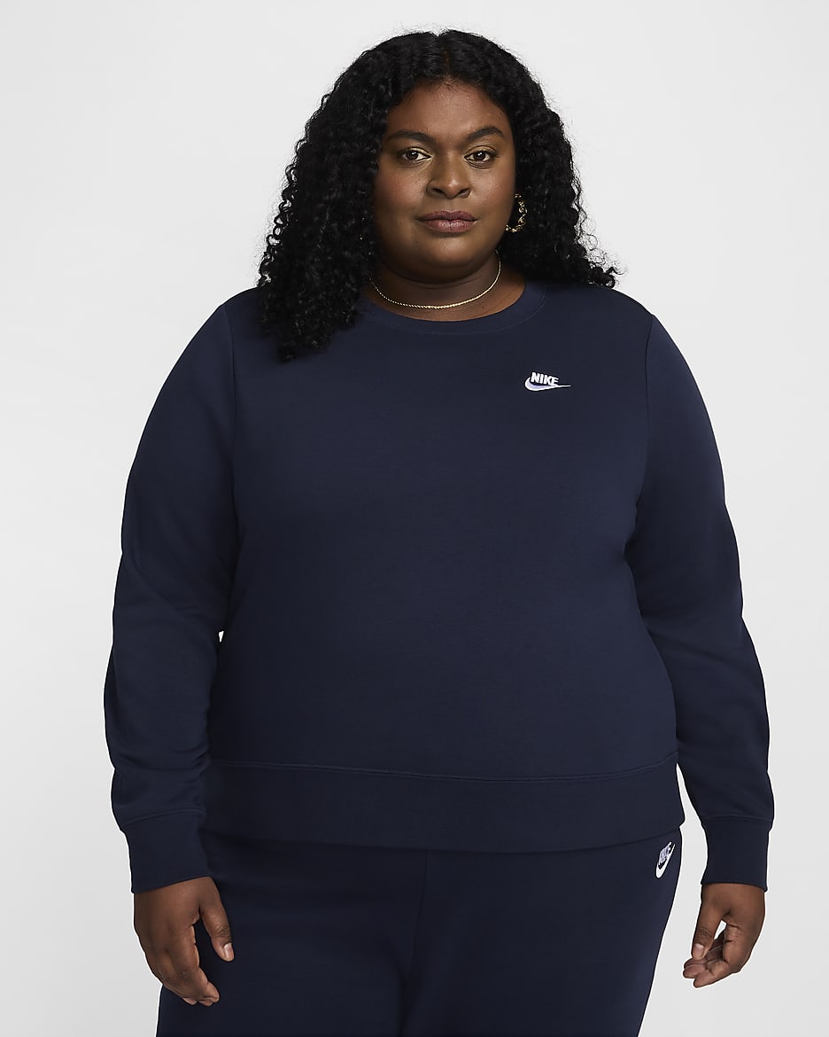 Sudadera Nike Sportswear Club Fleece con cuello redondo para mujer (talla grande) - Obsidiana/Blanco