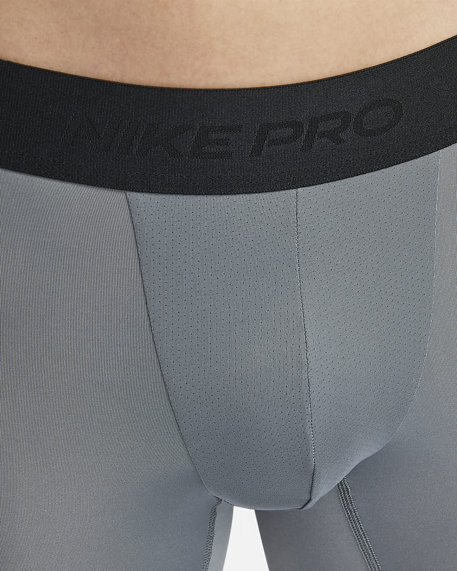 Nike Pro 男款 Dri-FIT 健身短褲 - Smoke Grey/黑色