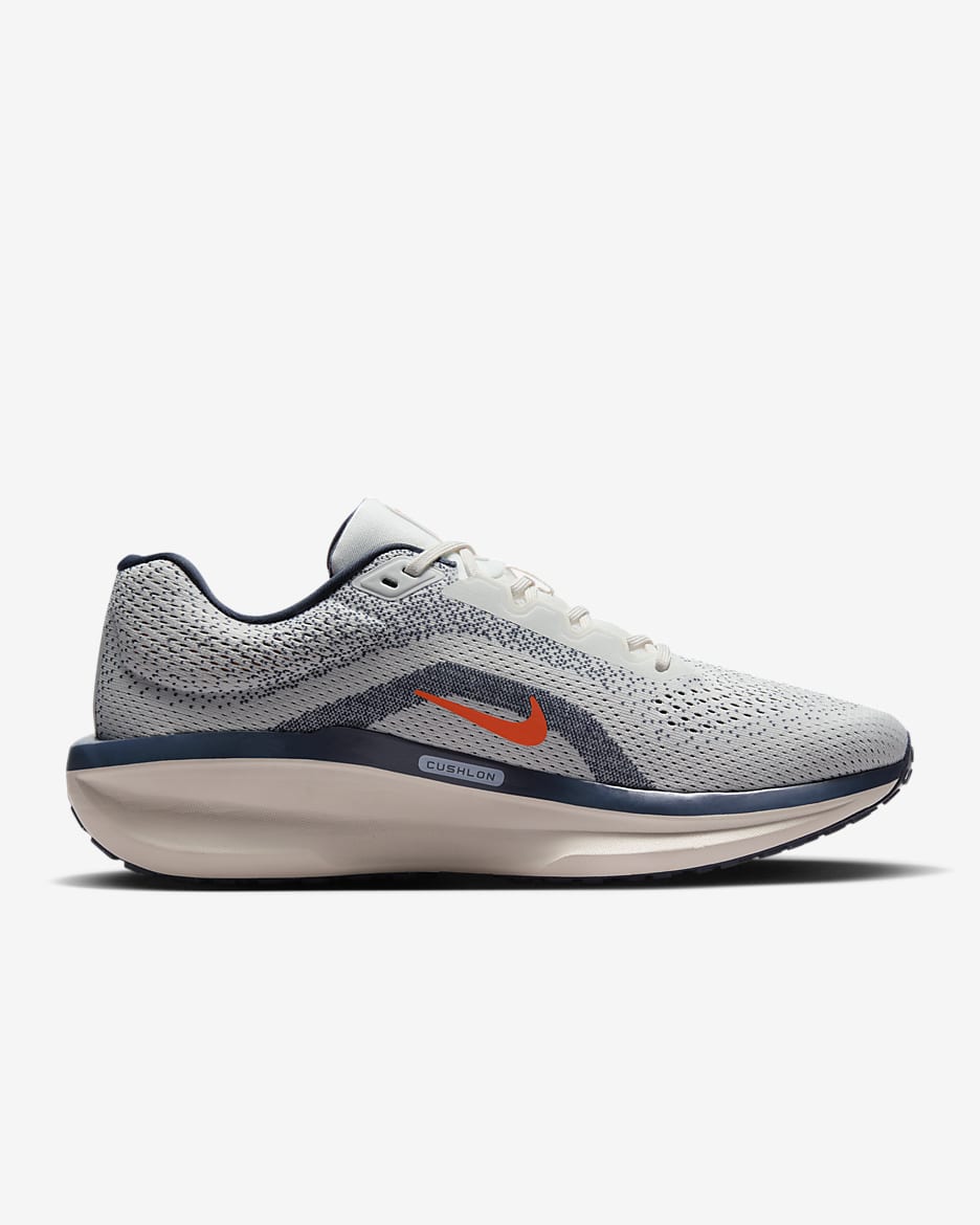 Nike Winflo 11-løbesko til vej til mænd - Sail/Thunder Blue/Light Iron Ore/Total Orange