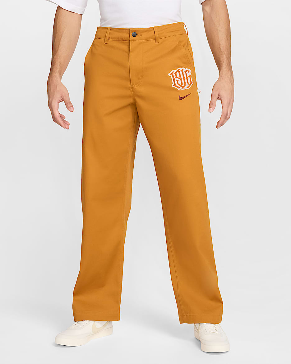 Pantalones chinos de fútbol Nike Life sin forro para hombre Club América - Chutney/Marrón buey