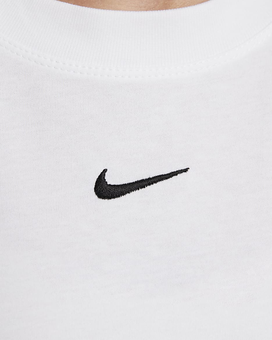 Nike Sportswear Essential Women's T-Shirt - White/Black
