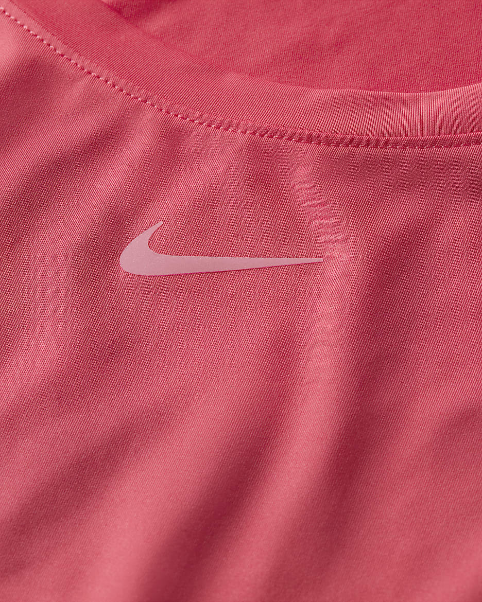 เสื้อแขนสั้นผู้หญิง Dri-FIT Nike One Classic (พลัสไซส์) - Aster Pink/ดำ