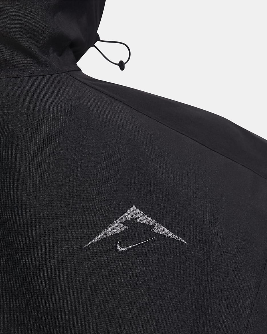 Dámská trailová běžecká bunda Nike Trail GORE-TEX INFINIUM™ - Černá/Černá/Dark Smoke Grey