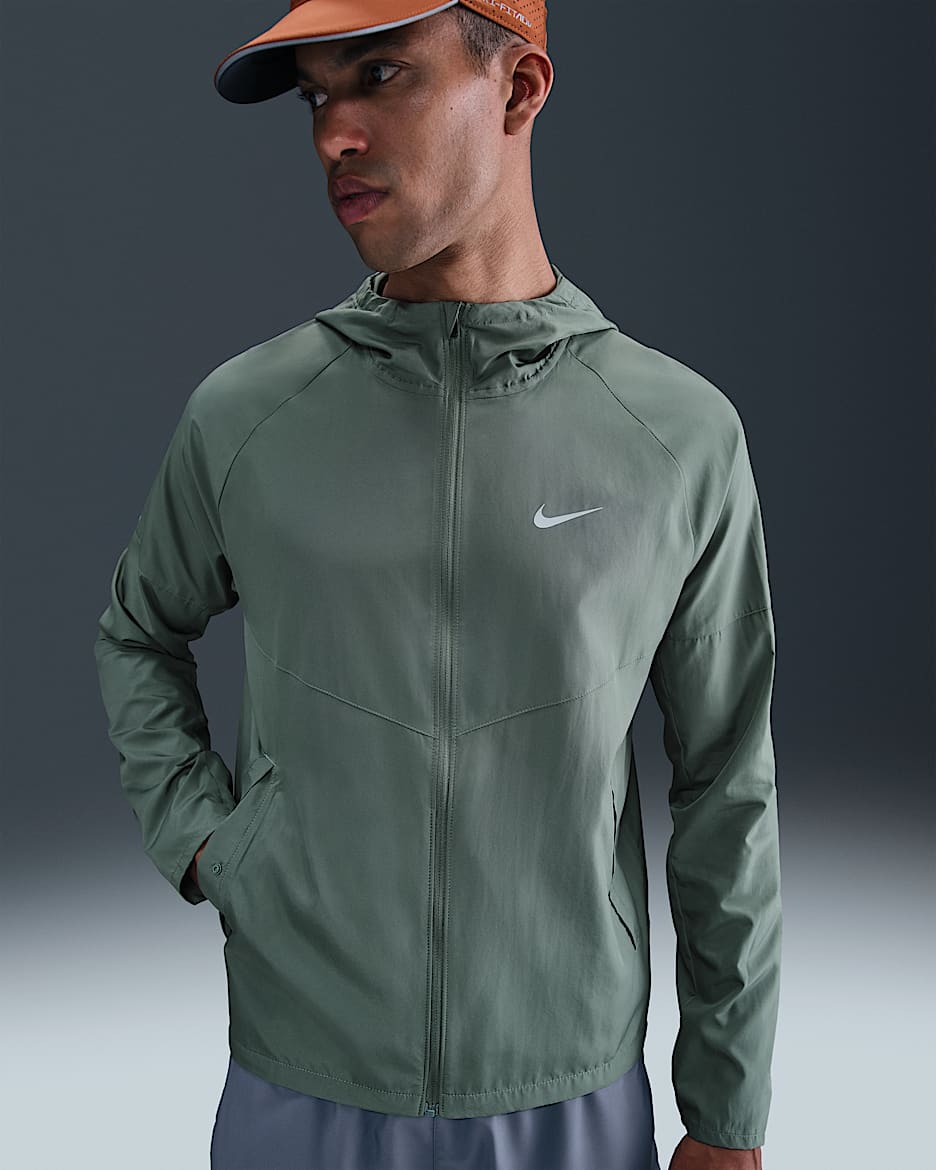 Nike Miler Men's Repel Running Jacket - Clay Green/Clay Green