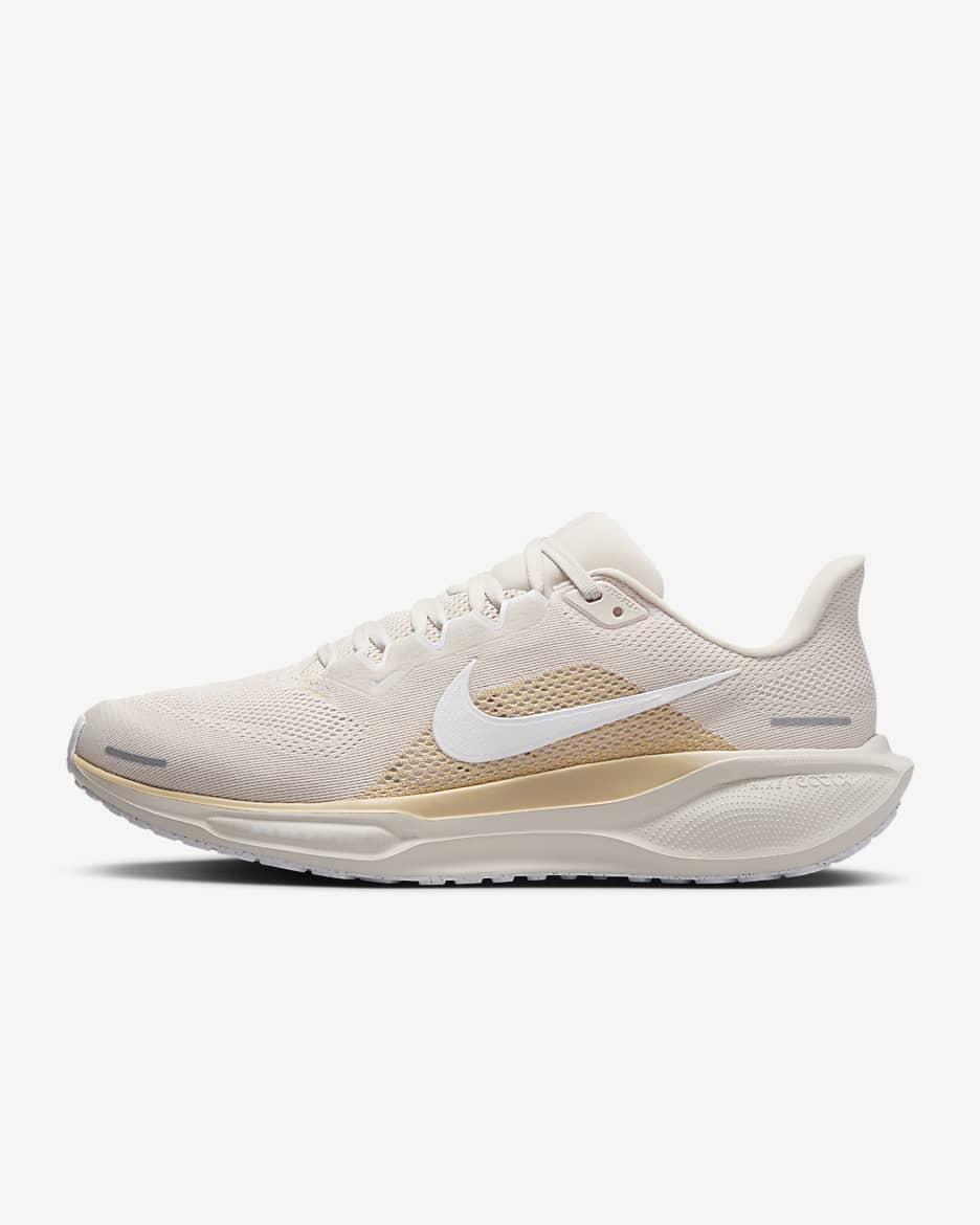 Tenis de correr en pavimento para hombre Nike Pegasus 41 - Marrón verdoso claro/Sésamo/Blanco