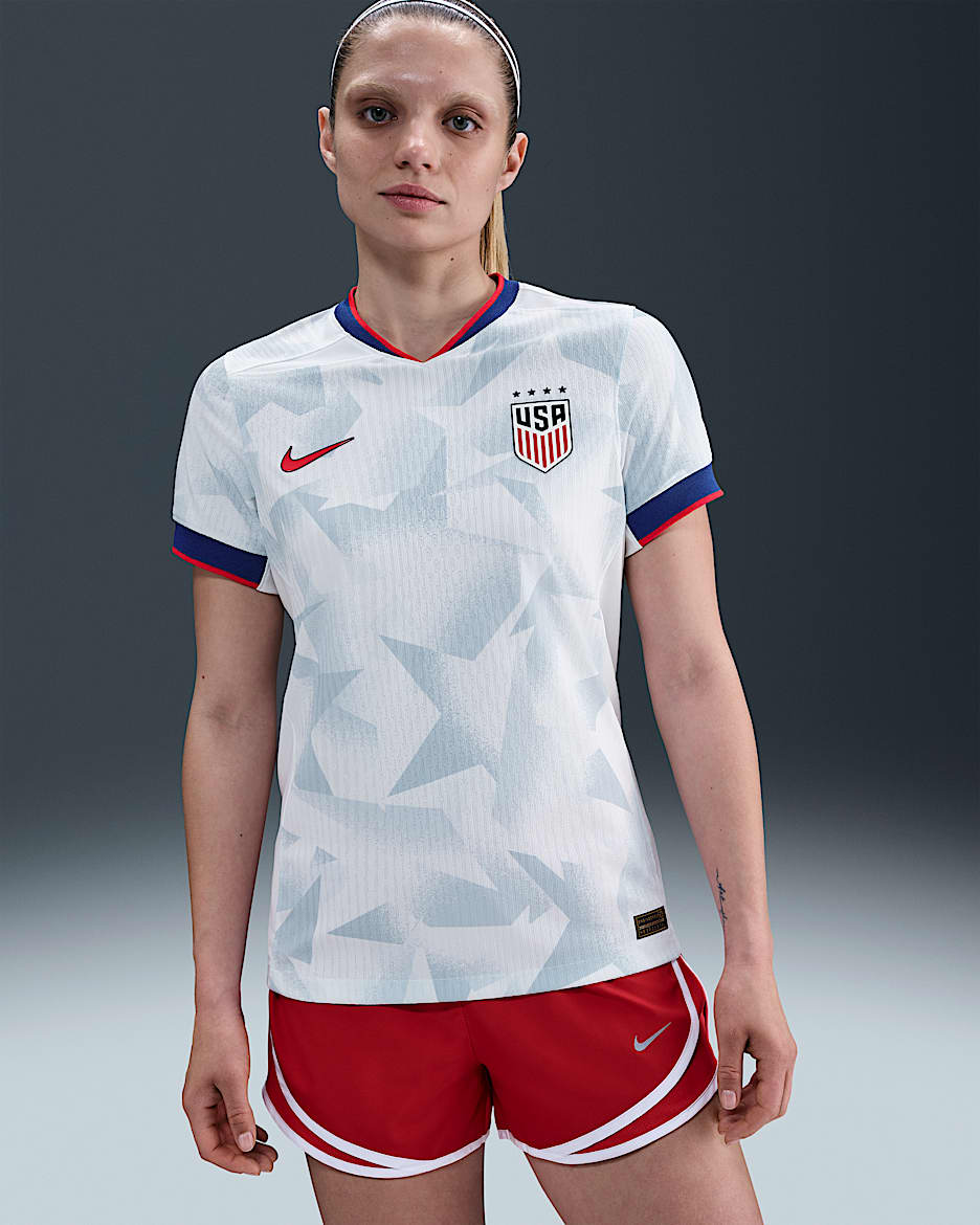 Jersey de futbol Nike Dri-FIT ADV Authentic de la selección nacional de futbol femenino de Estados Unidos (equipo femenino) local 2025 Match para mujer - Blanco/Azul enérgico/Rojo reto/Rojo reto