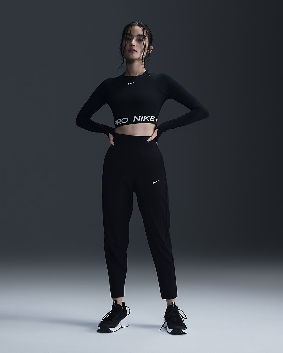 Nike Pro 365 Women's Dri-FIT Cropped Long-Sleeve Top - Black/White