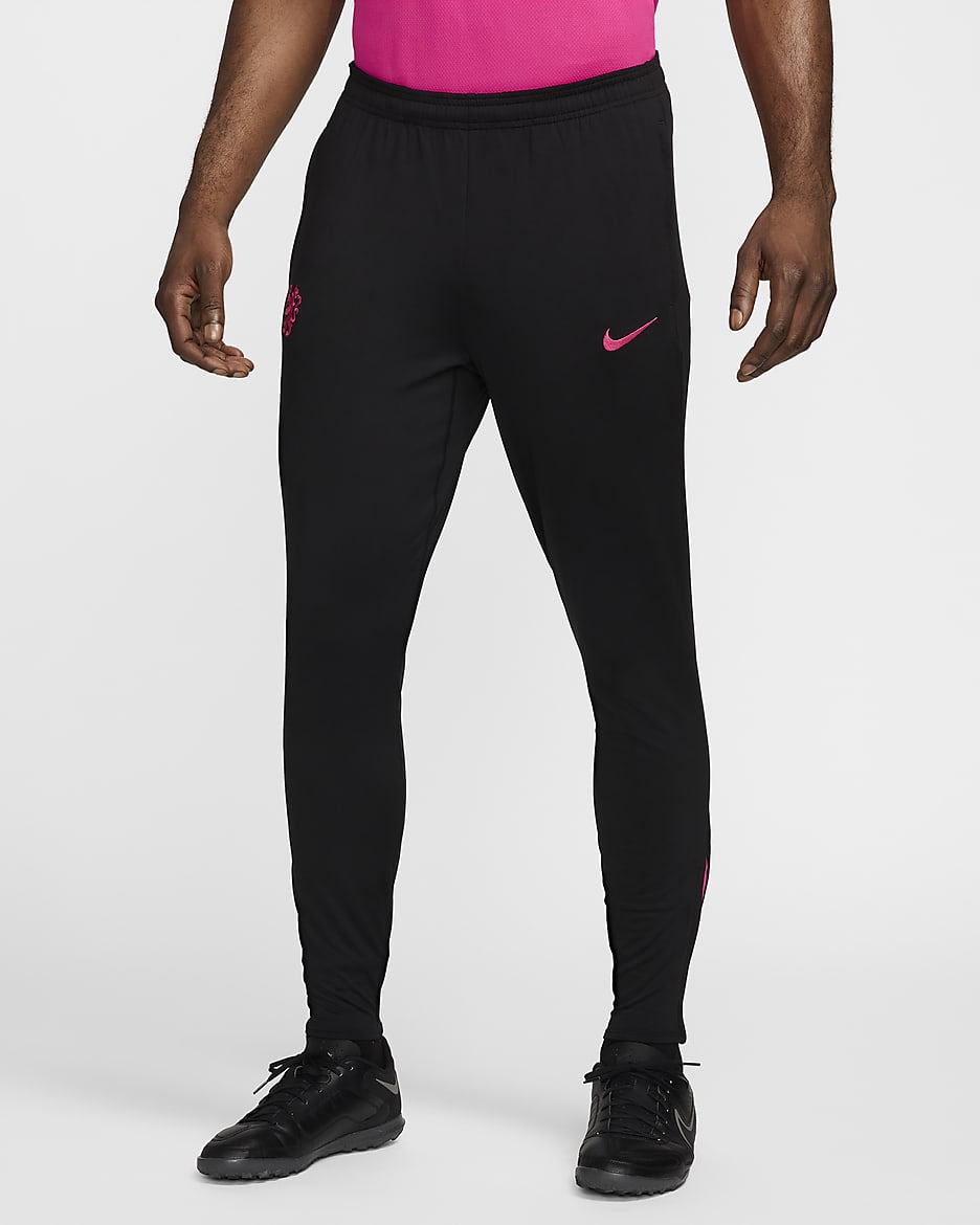 3e pantalon de foot Nike Dri-FIT Chelsea FC Strike pour homme - Noir/Pink Prime