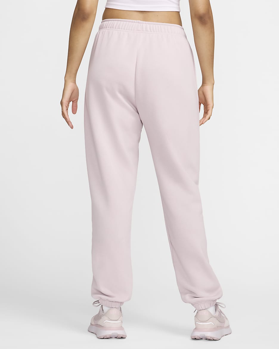Nike Sportswear Club Fleece Women's Mid-Rise Oversized Sweatpants