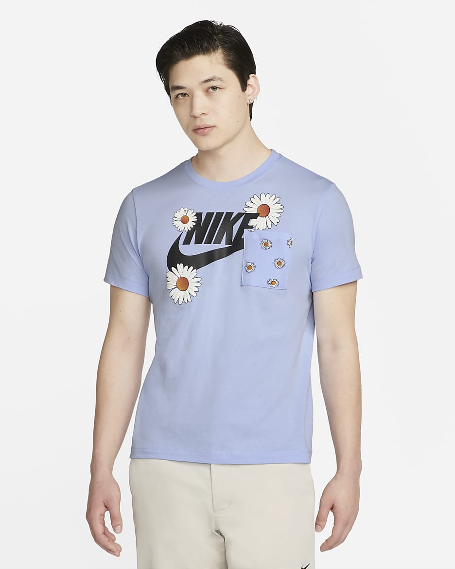 Nike Sportswear Men's T-Shirt - Light Marine