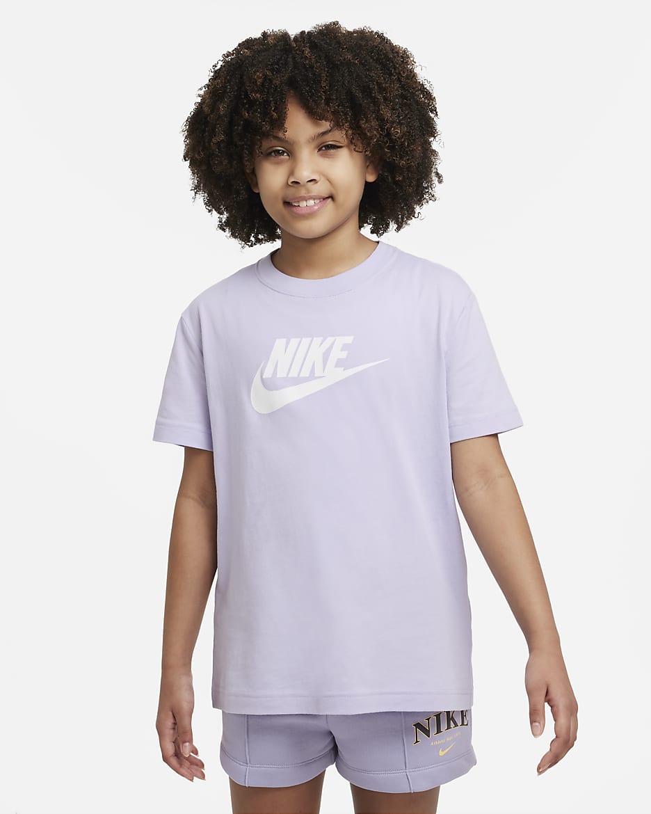 Nike Sportswear Older Kids' (Girls') T-Shirt - Oxygen Purple/White