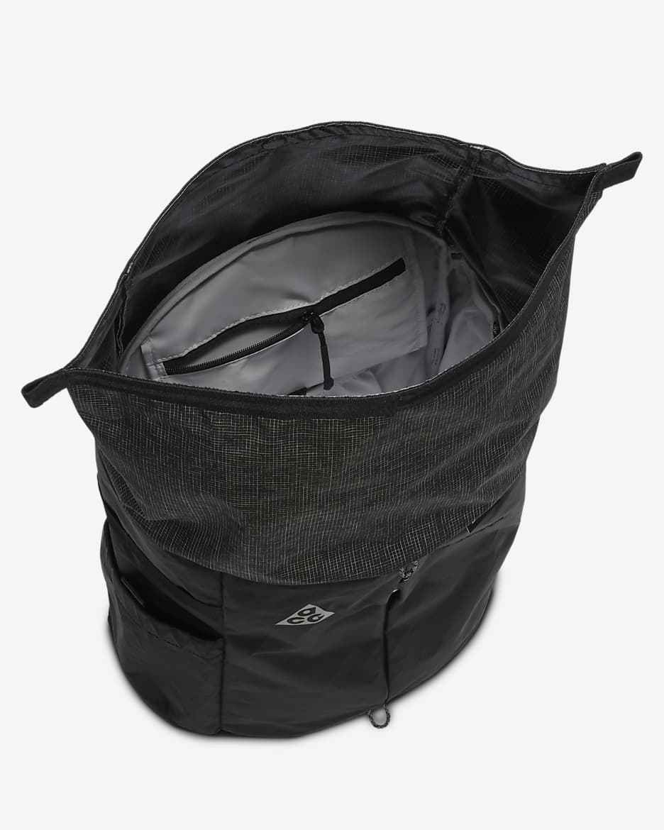 Nike ACG Aysén Day Pack (32L) - Black/Black/Metallic Silver