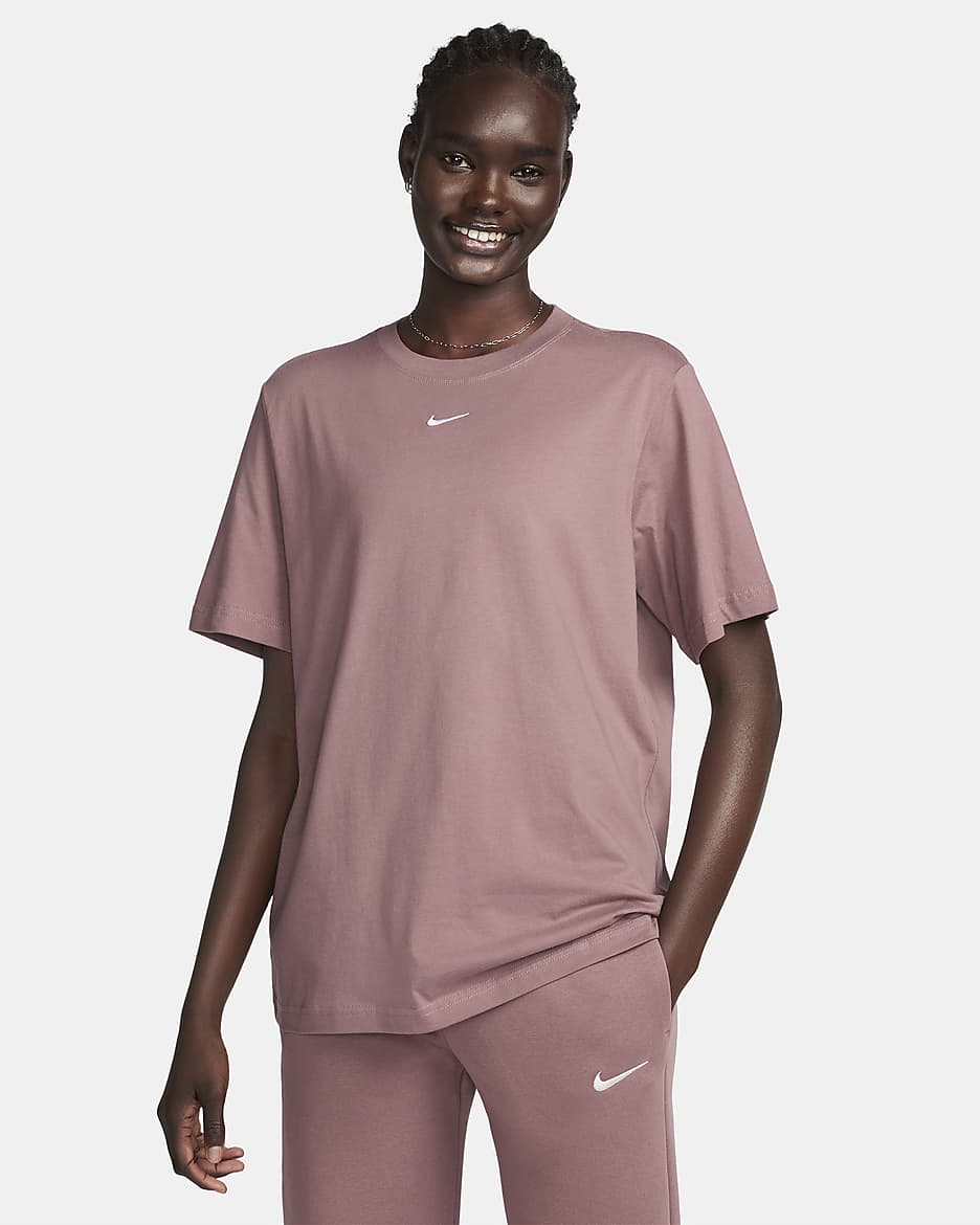 Playera para mujer Nike Sportswear Essential - Malva humeante/Blanco