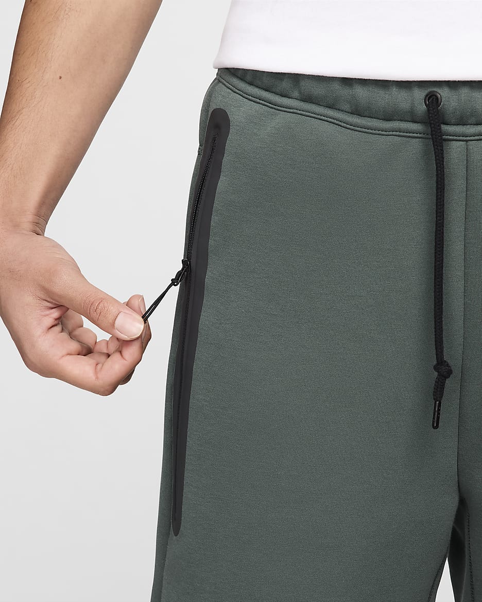 Calções Nike Sportswear Tech Fleece para homem - Verde Vintage/Preto