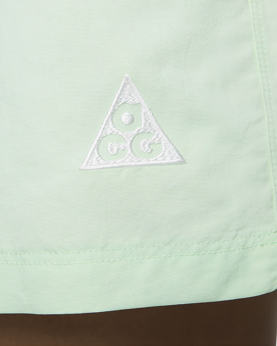 Nike ACG Pantalons curts de 13 cm - Dona - Vapor Green/Summit White