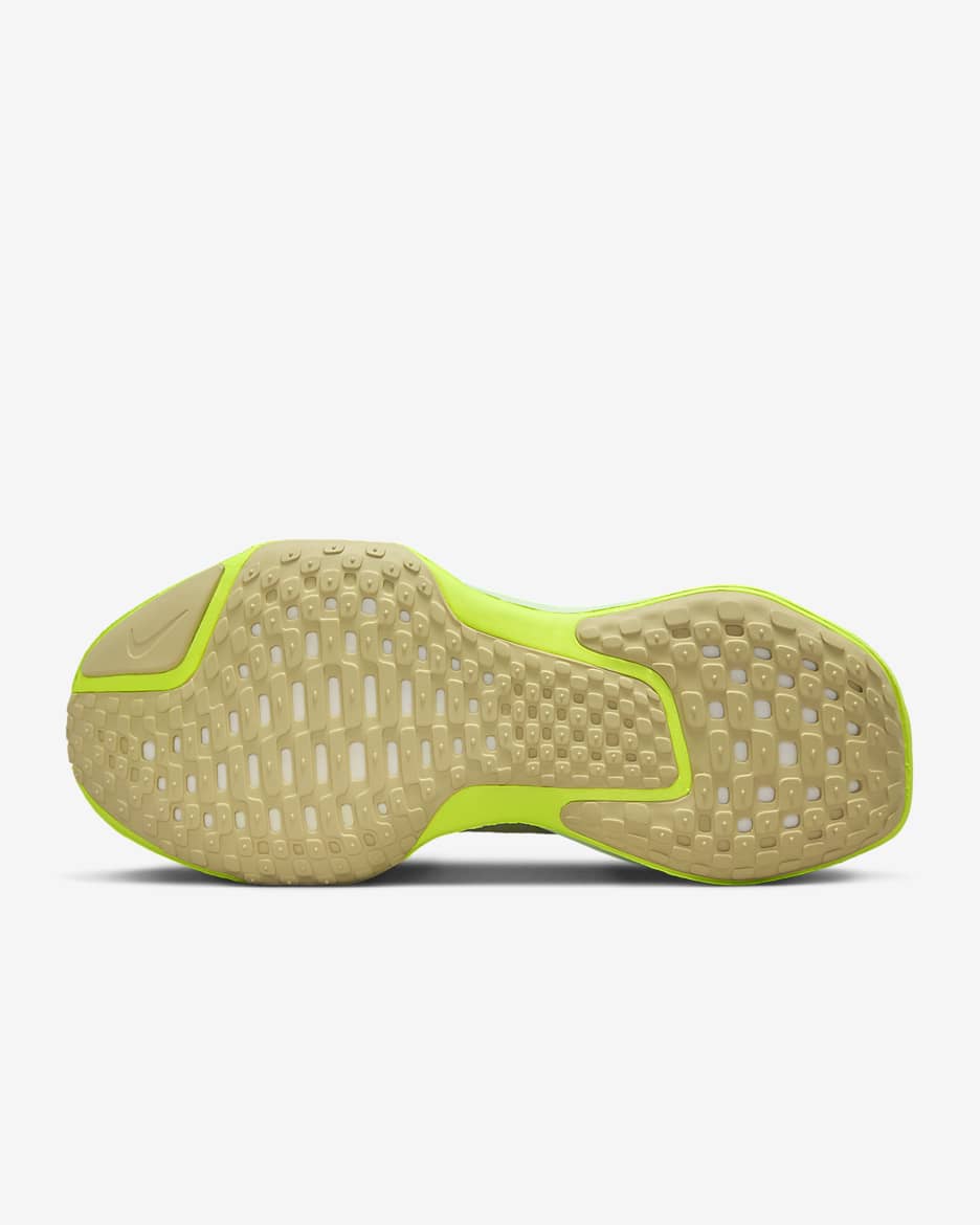 Tenis de correr en pavimento para hombre Nike Invincible 3 - Blanco/Volt/Vela/Oro team