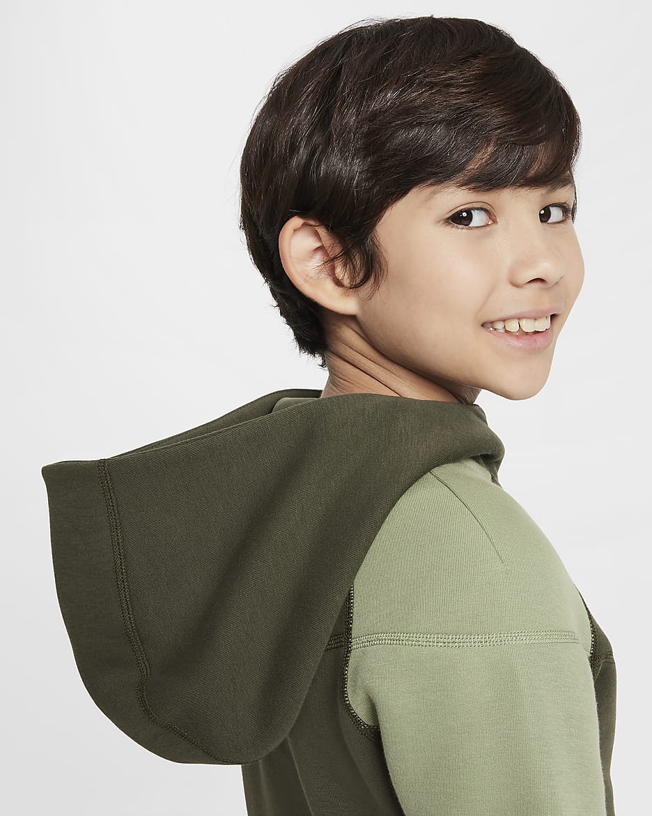 Nike Sportswear Tech Fleece Kapuzenjacke für ältere Kinder (Jungen) - Cargo Khaki/Oil Green/Schwarz/Schwarz