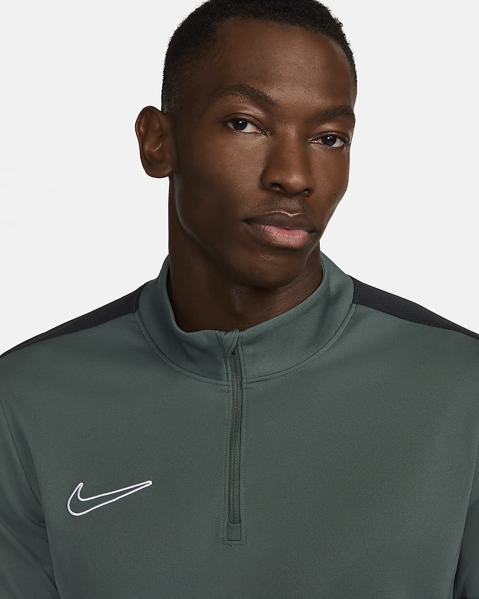 Nike Academy Dri-FIT fotballoverdel med glidelås i halsen til herre - Vintage Green/Svart/Hvit