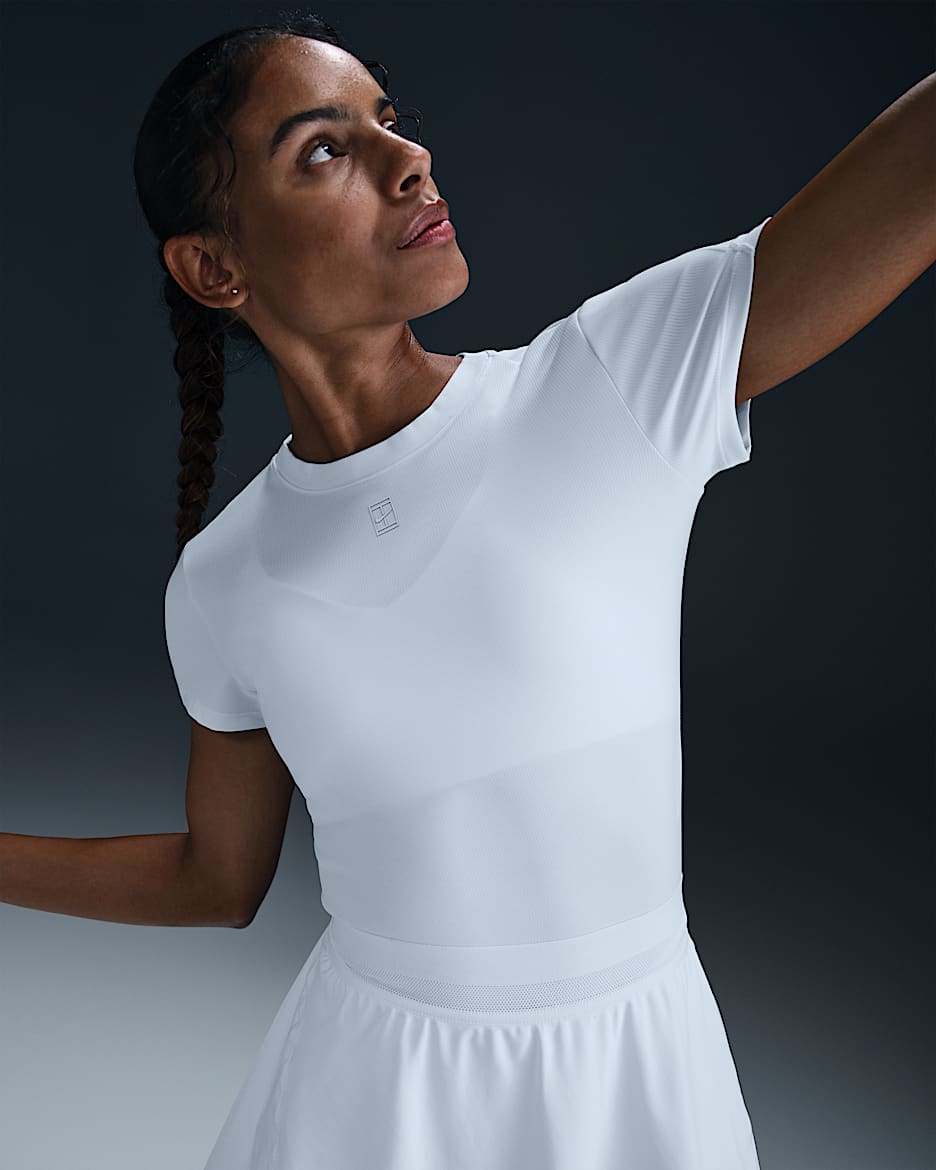 Haut de tennis à manches courtes Dri-FIT NikeCourt Advantage pour femme - Blanc/Blanc