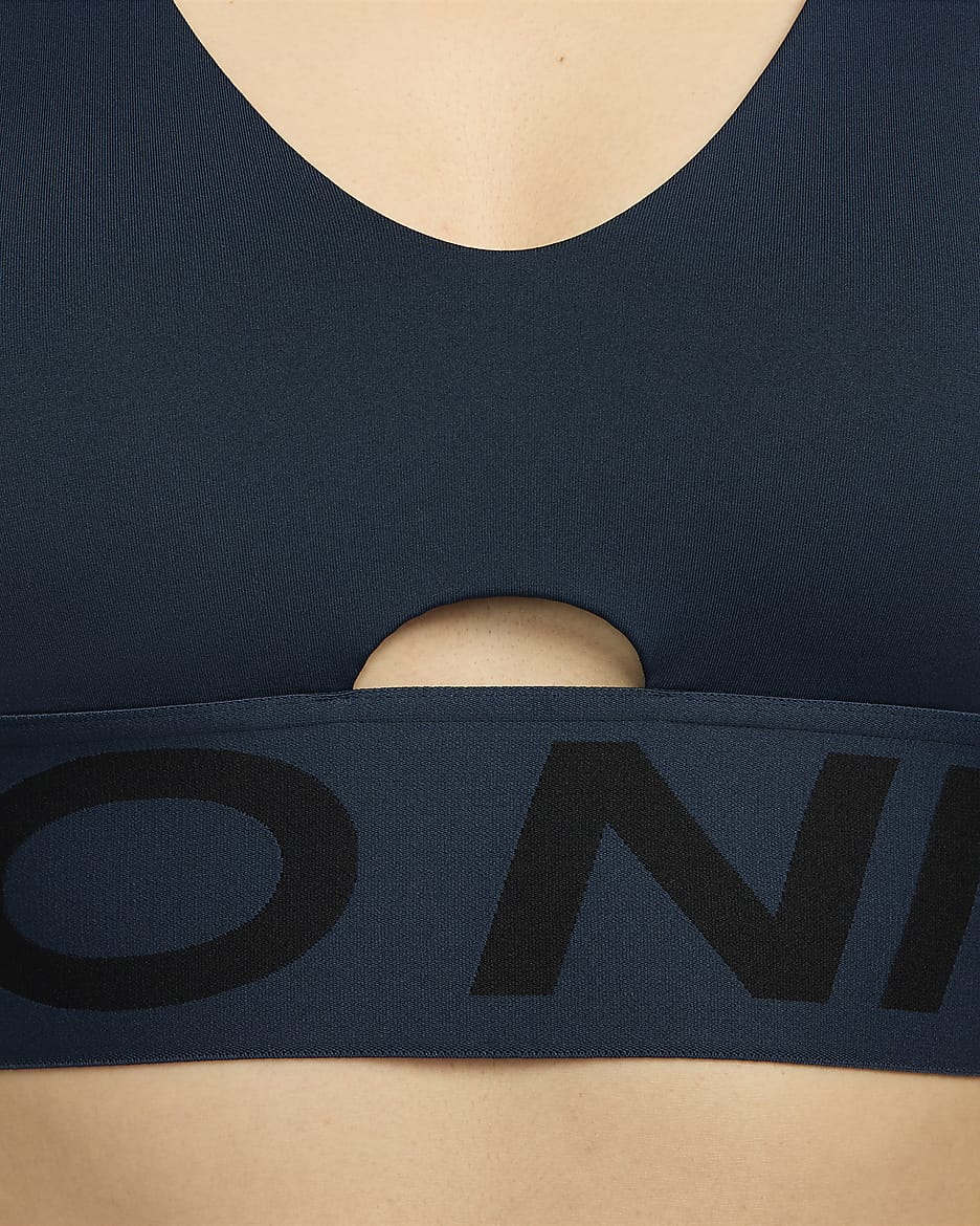 Nike Pro Indy Plunge sports-BH med innlegg og middels støtte til dame - Armory Navy/Svart/Hvit