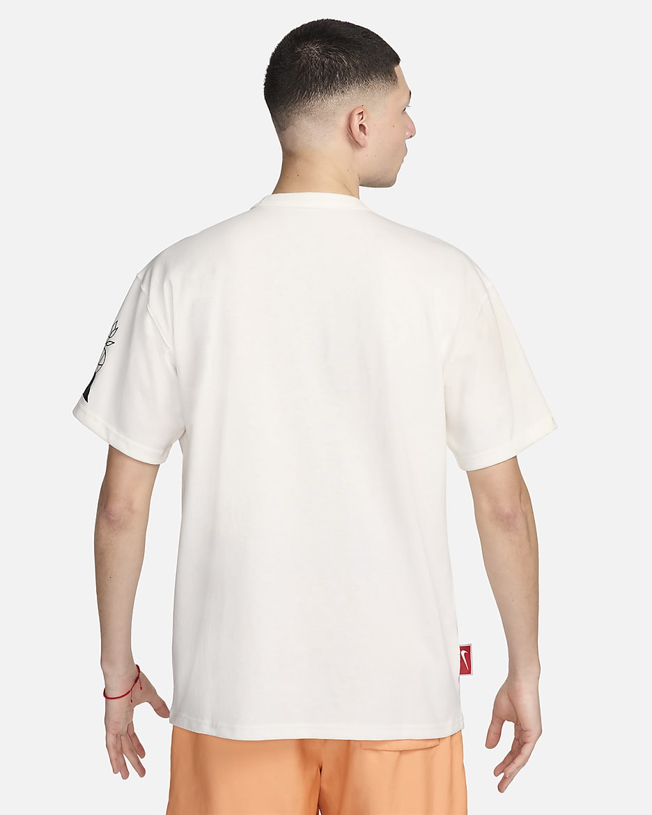 Nike Sportswear Men's T-Shirt - Sail/Emerald Rise