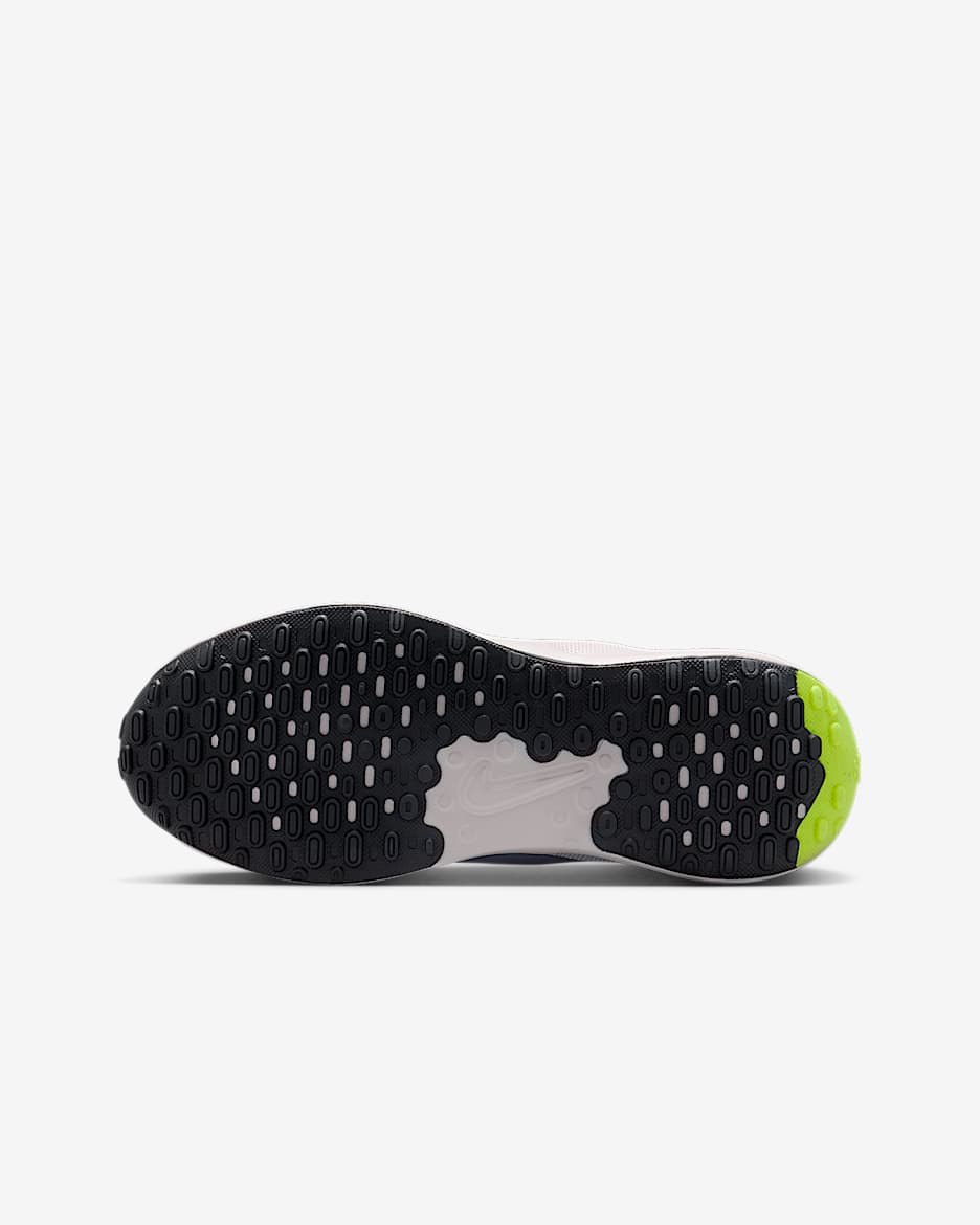 Nike Revolution 7 Big Kids' Road Running Shoes