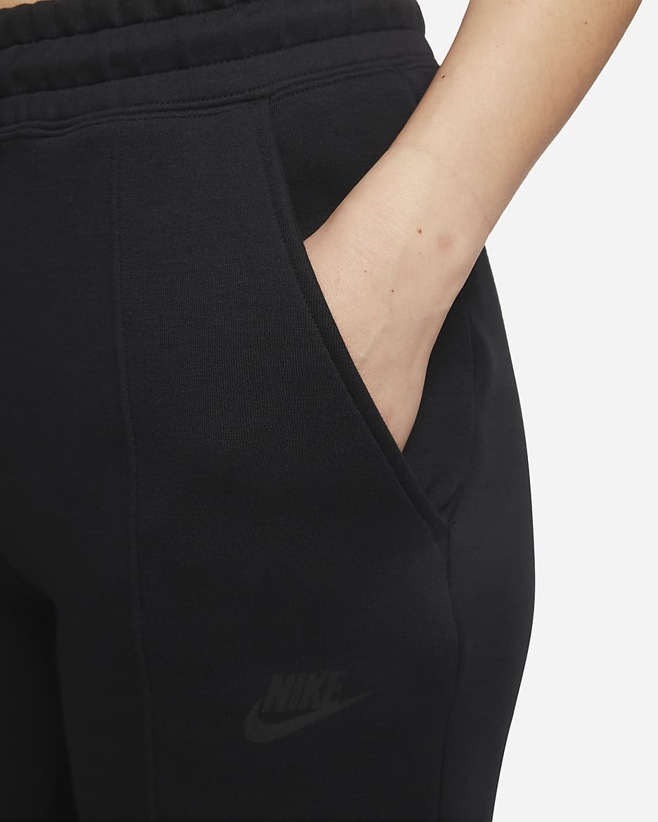 กางเกงจ๊อกกิ้งเอวปานกลางผู้หญิง Nike Sportswear Tech Fleece - ดำ/ดำ