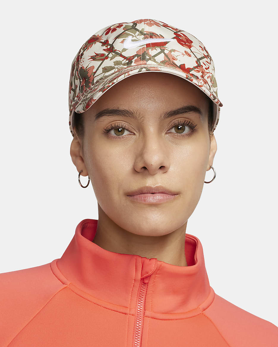 Nike Dri-FIT Club Unstructured Cap - Light Orewood Brown/White