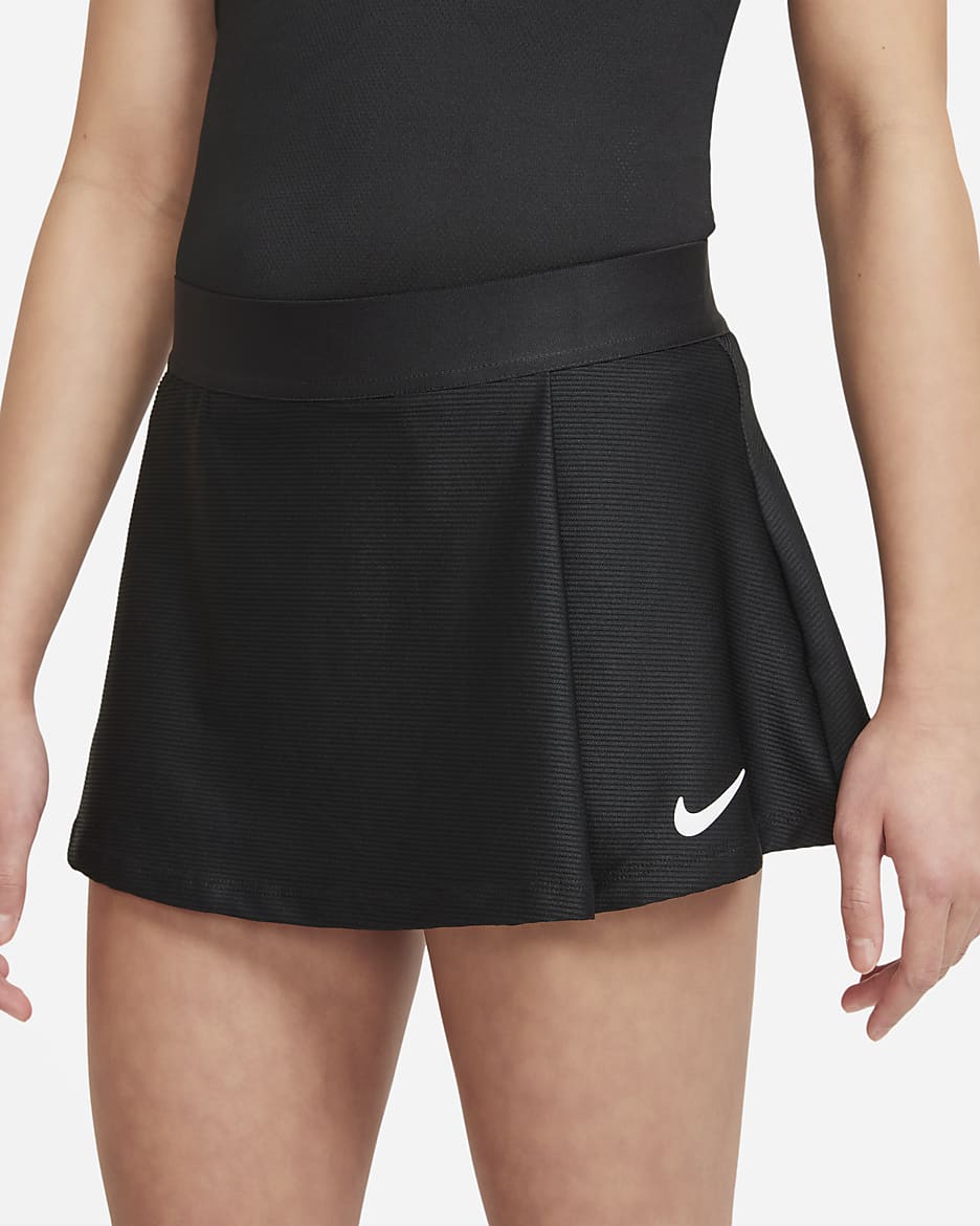 NikeCourt Dri-FIT Victory tennisskjørt til store barn (jente) - Svart/Hvit
